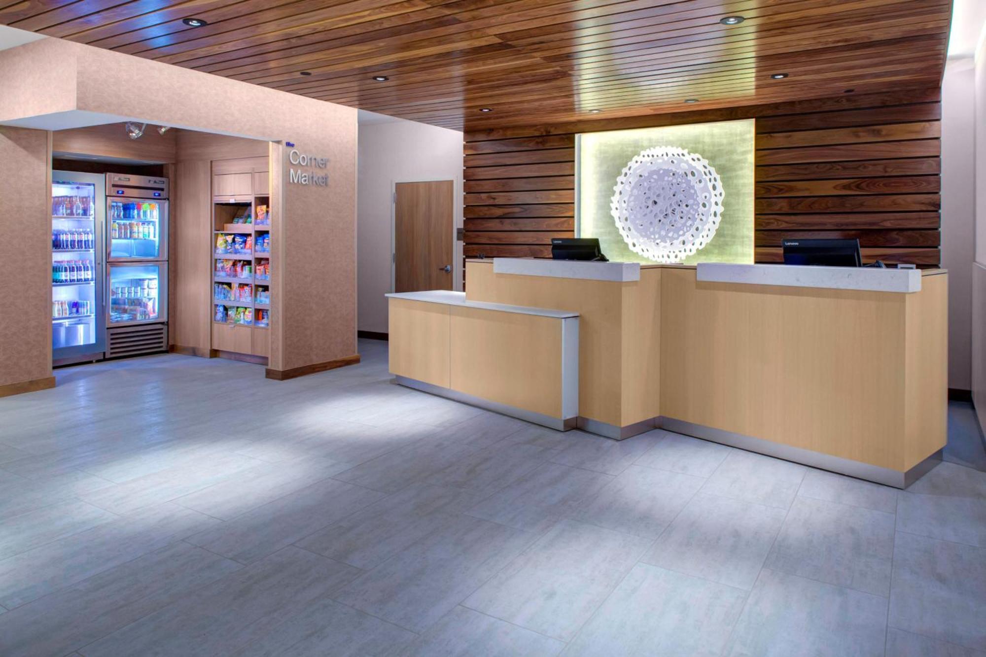 Fairfield Inn & Suites By Marriott Allentown West Breinigsville Екстериор снимка