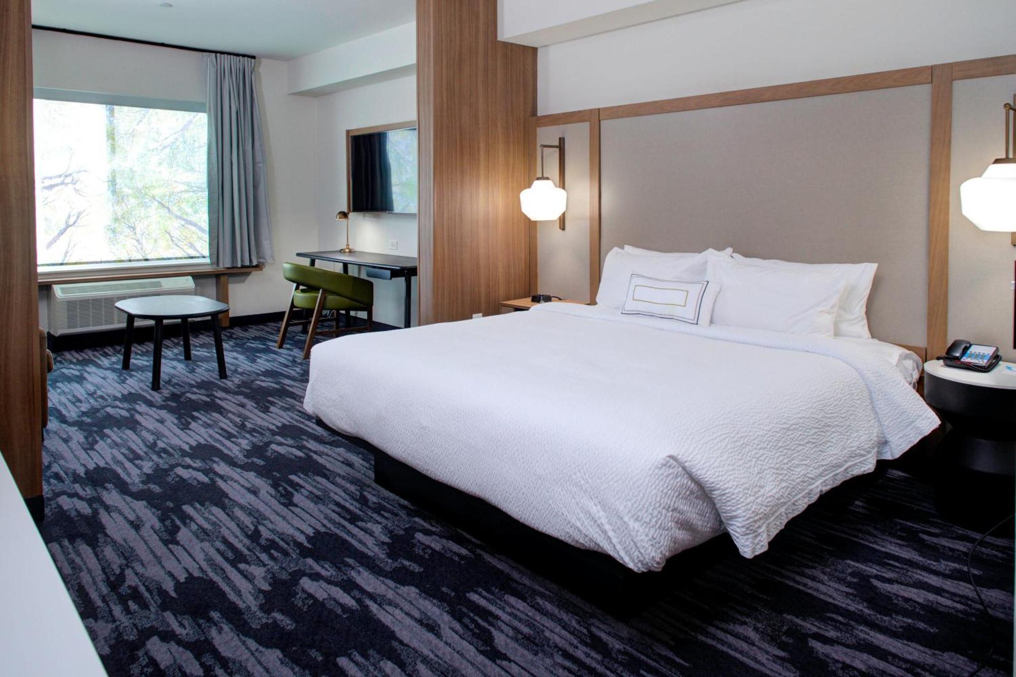 Fairfield Inn & Suites By Marriott Allentown West Breinigsville Екстериор снимка
