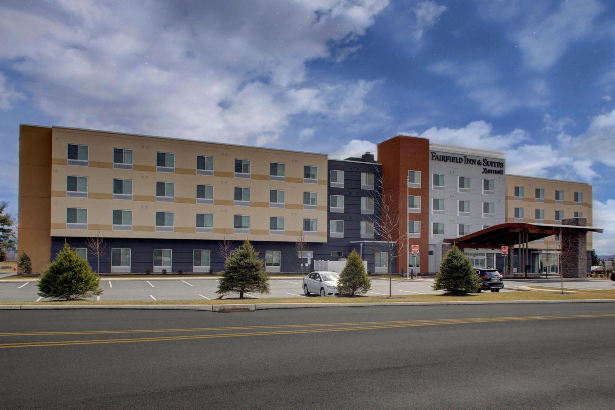 Fairfield Inn & Suites By Marriott Allentown West Breinigsville Екстериор снимка